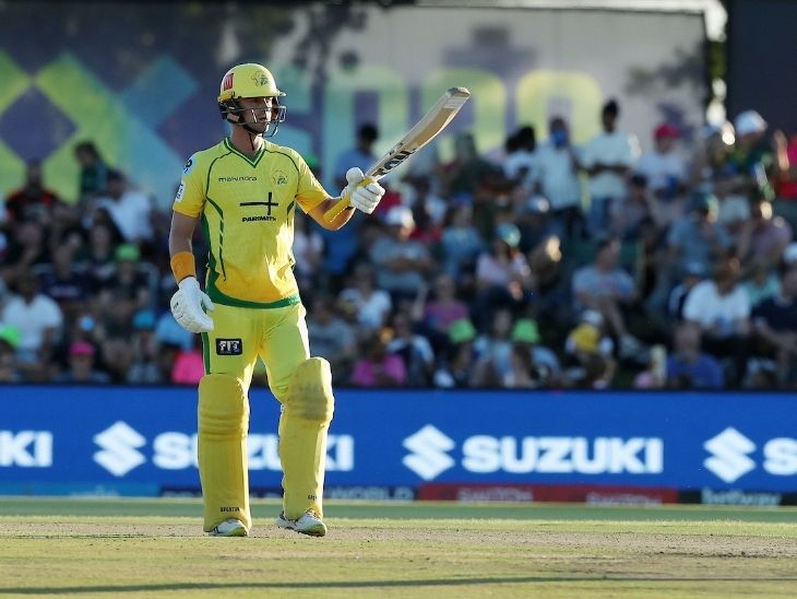 डु प्लॉय ने 27 गेंदों में नाबाद 54 रन बनाए, जिसमें 5 चौके और 3 छक्के शामिल रहे। - Dainik Bhaskar