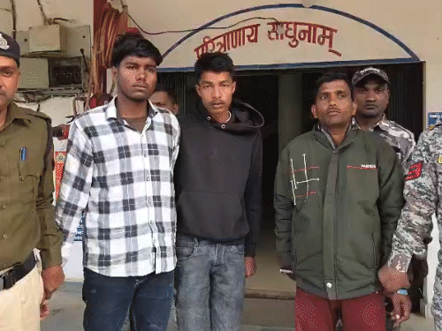 बलरामपुर जिले में जीजा ने 2 अन्य रिश्तेदारों के साथ साली से गैंगरेप किया। पुलिस ने तीनों को अरेस्ट किया है। - Dainik Bhaskar