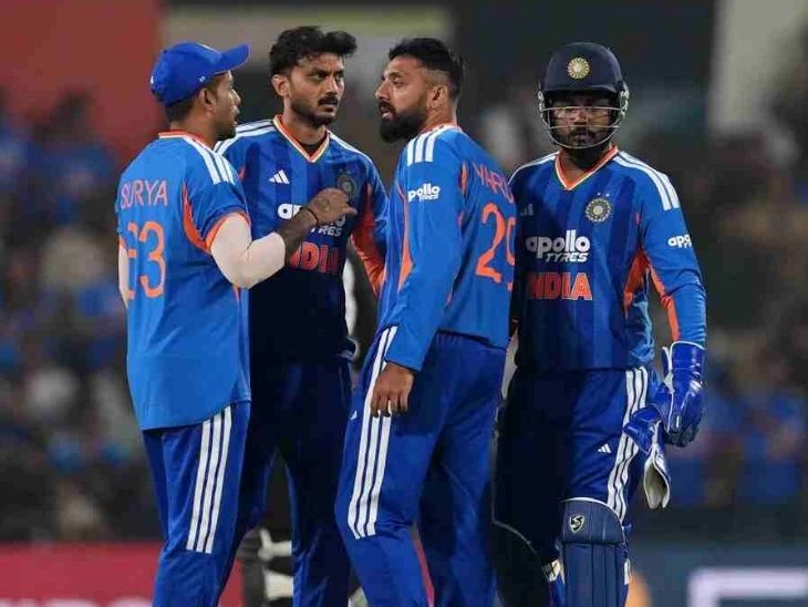 रॉबिन्सन का विकेट सेलिब्रेट करते भारतीय खिलाड़ी। (फोटो BCCI)