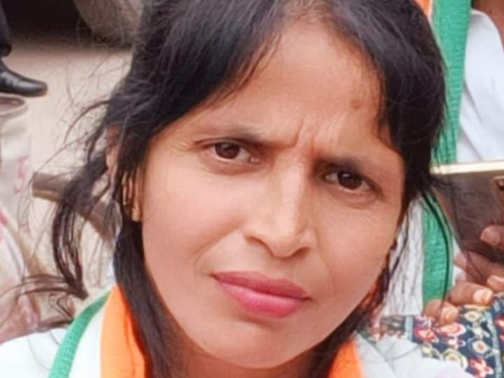 कांग्रेस कार्यकर्ता ने खुद पर मिट्टी तेल डालकर आग लगा ली। (फाइल फोटो) - Dainik Bhaskar