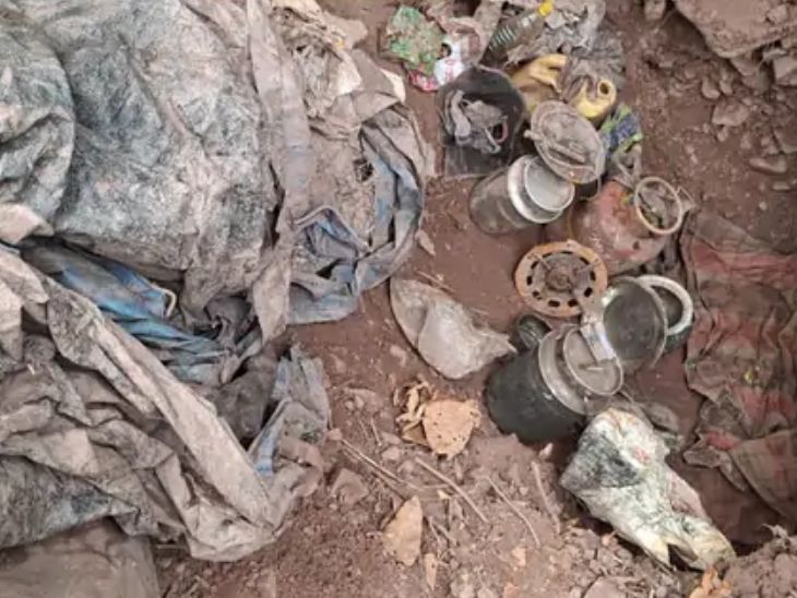 तस्वीर 16 जनवरी की है। सुरक्षाबलों ने कठुआ के बिलावर सेक्टर में आतंकी ठिकाने का पता लगाया था।