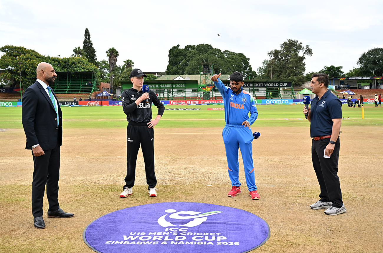 टॉस का सिक्का उछालते भारतीय कप्तान आयुष म्हात्रे। (फोटो- जिम्बाब्वे क्रिकेट)