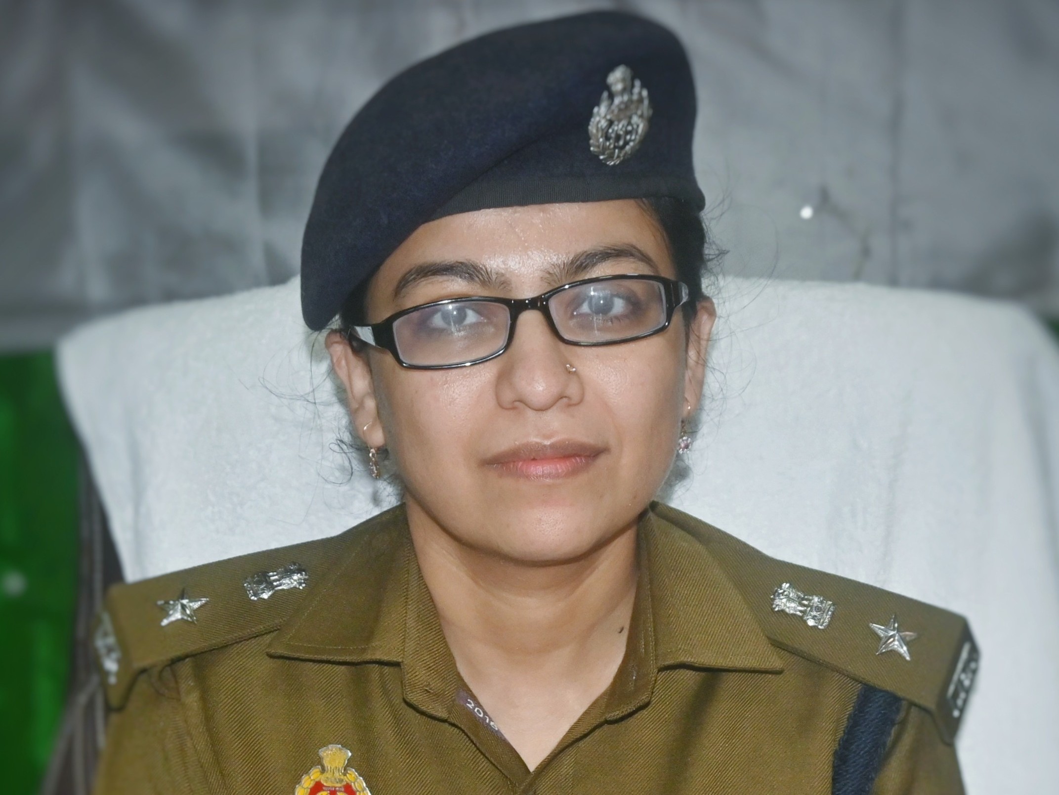 Kanpur Dehat Police Honored: IPS Shraddha Pandey Gold, DSP Sanjay Singh  Silver