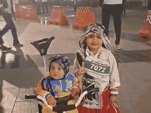 ‘रन फॉर द फ्लैग में दो हजार से ज्यादा धावक शामिल हुए।