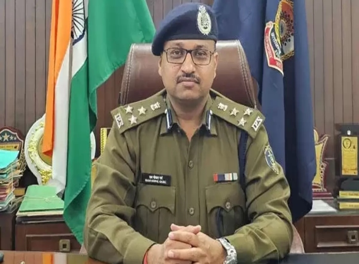 आईजी राम गोपाल को सराहनीय सेवा पदक मिला है।