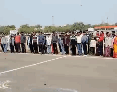 वन्दे मातरम के साथ कार्यक्रम संपन्न हुआ