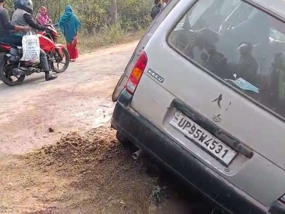 Ajner School Girl Death | Eco Car Accident; 20 Children Safe