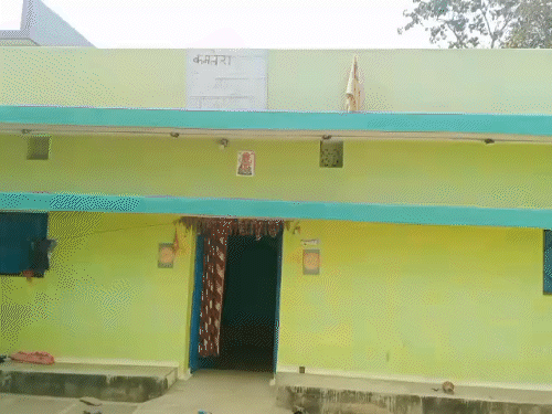 छात्र रविवार रात अपने कमरे में सोने गया था। सुबह उसकी लाश लटकी हुई मिली।