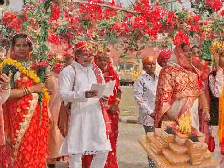 बाल विवाह के खिलाफ जागरूक होने का संदेश दिया।