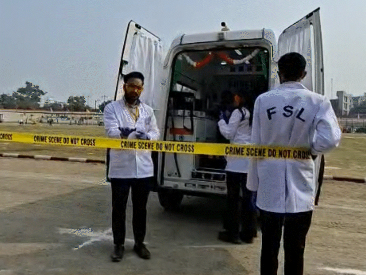 एफएसएल से जुड़ी झांकी भी सजाई गई। इसमें फारेंसिक तरीके से होने वाले हाइटेक काम-काज के बारे में बताया गया।