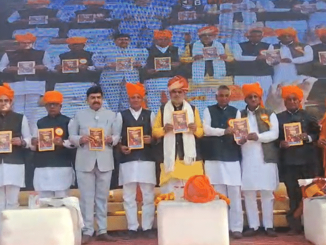 सीकर में हाइफा हीरो शहीद मेजर दलपत सिंह शेखावत की 134वीं जयंती पर रविवार को सामाजिक जन-जागृति सम्मेलन का आयोजन किया गया।