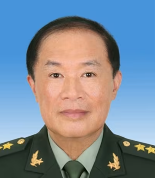 जनरल हे वीडोंग को 2024 में भ्रष्टाचार के आरोप में पार्टी से निष्कासित कर दिया था।