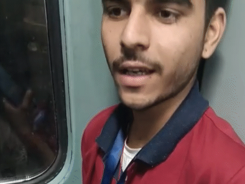 इसी दौरान एक दूसरे अटेंडेंट विजयपाल ने खुद के नंबर दिए। साथ ही हमारे मोबाइल नंबर भी मांगे। उसने कहा- अगली बार फोन पर एडवांस बुकिंग करा देना।