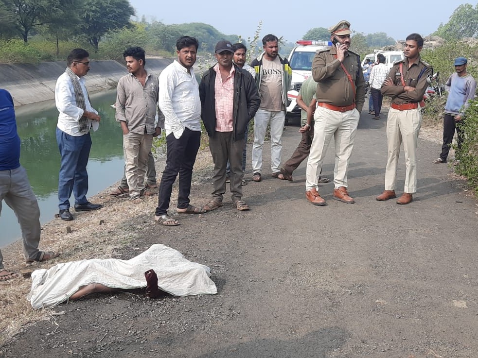 बड़वानी: मासूम से दरिंदगी के बाद हत्या, नहर में मिला शव बड़वानी: मासूम से दरिंदगी के बाद हत्या, नहर में मिला शव
