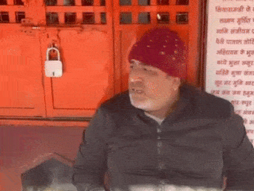 आरोपियों को योद्धा बताते हिंदू रक्षा दल के प्रदेश अध्यक्ष ललित शर्मा।