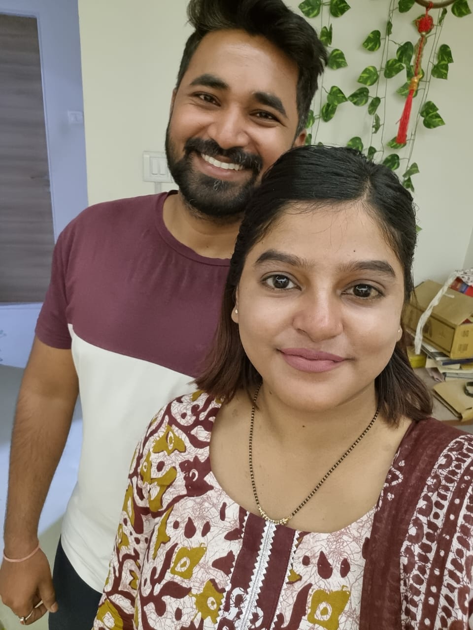 29 साल की पिंकी की शादी बस्ती में हुई थी, लेकिन अब उसके ससुराल वाले भी मुंबई में ही रहते थे।