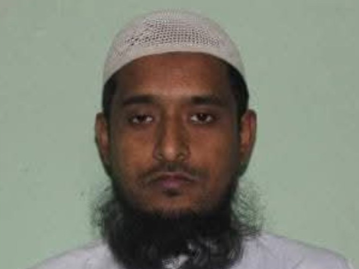 तस्वीर झड़प में मारे गए जमात नेता मौलाना मोहम्मद रेजाउल करीम की है।