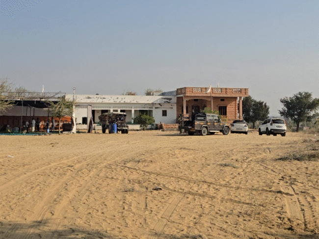 फोटो प्रेम बाईसा के परेऊ गांव में बने आश्रम का है। यहीं उन्हें समाधि दी गई।