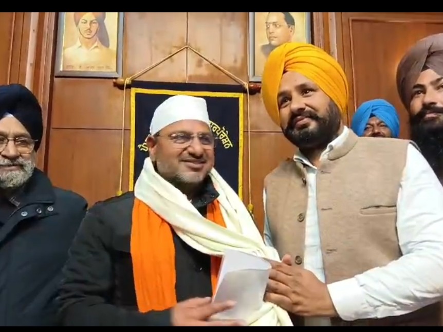 PRTC के नए चेयरमैन हरपाल जुनजाला का स्वागत करते हुए।