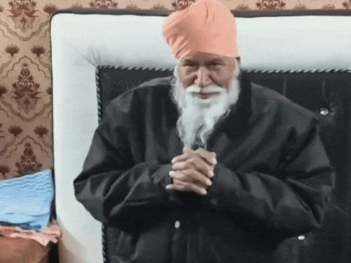 डेरा सच्चखंड बल्लां के प्रमुख संत निरंजन दास महाराज।