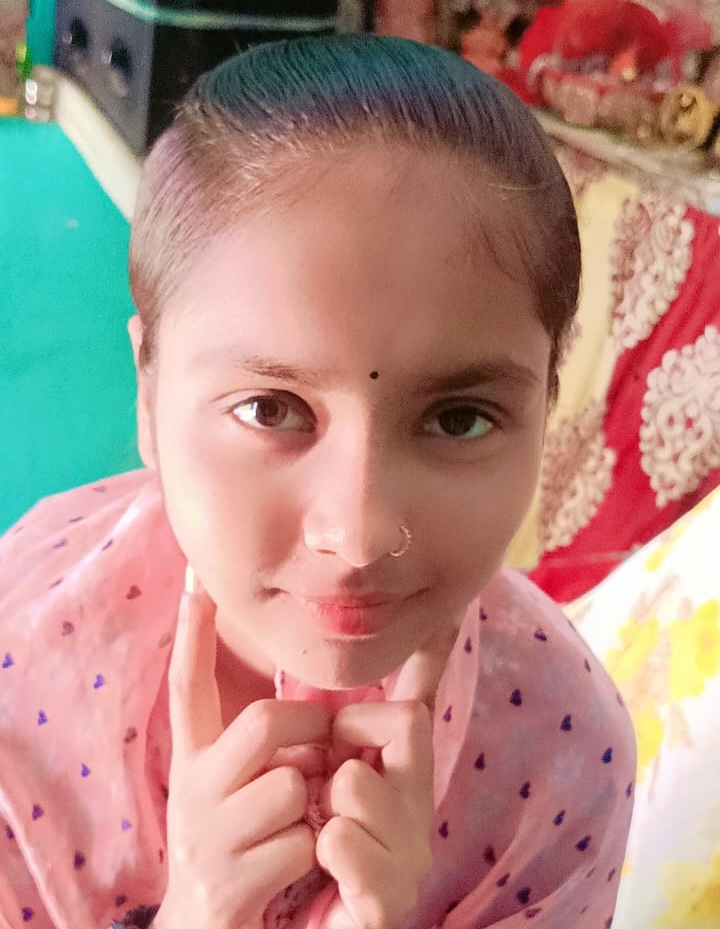 शीतल से इंस्टाग्राम पर अंशू गौतम ने दोस्ती की। कुछ दिन बाद अंशू का दोस्त आशिक यादव भी शीतल से बात करने लगा था। उसके बाद अंशू ने प्लान करके 3 दोस्तों के साथ मिलकर शीतल की हत्या कर दी।