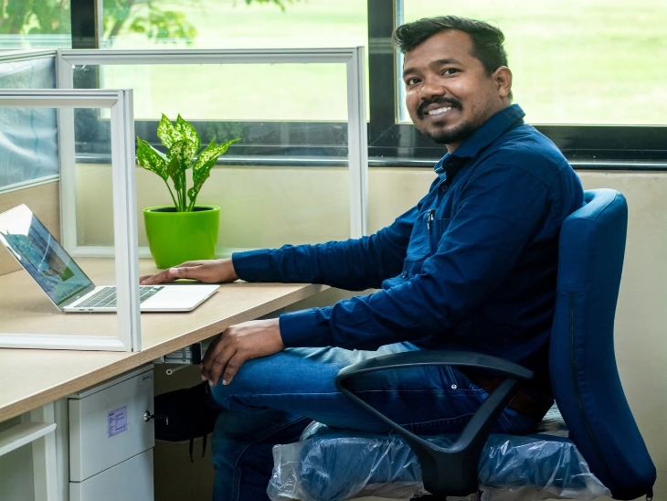 फेसबुक पर लिखा-जादू-टोना कर पत्नी ने गर्लफ्रेंड से दूर किया:  सब कुछ मेरी वाइफ का किया धरा है; चैट्स वायरल कर फंदे से लटका पति – Chhattisgarh News