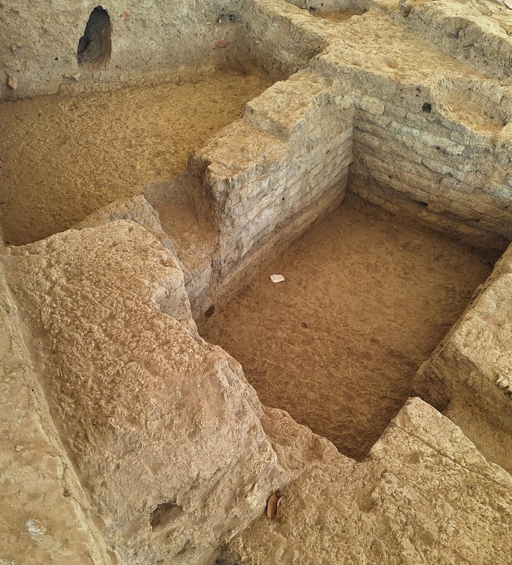 राखीगढ़ी में मिले मकान के अवशेष। इससे माना जाता है कि उस वक्त की सभ्यता भी घर बनाकर रहती थी।