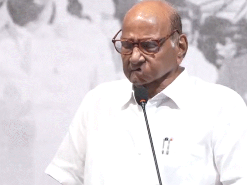 NCP (SP) के प्रमुख शरद पवार ने शनिवार को कहा था कि सुनेत्रा पवार के शपथ ग्रहण को लेकर मुझसे कोई चर्चा नहीं हुई।