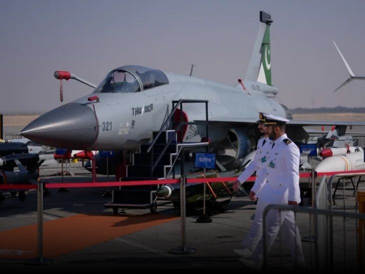 चीनी जेट बेचकर कर्जा चुका रहा पाकिस्तान:  JF17 फाइटर जेट्स की सउदी अरब, लीबीया जैसे देशों से डीलिंग की; हर साल 50 जेट बन रहे