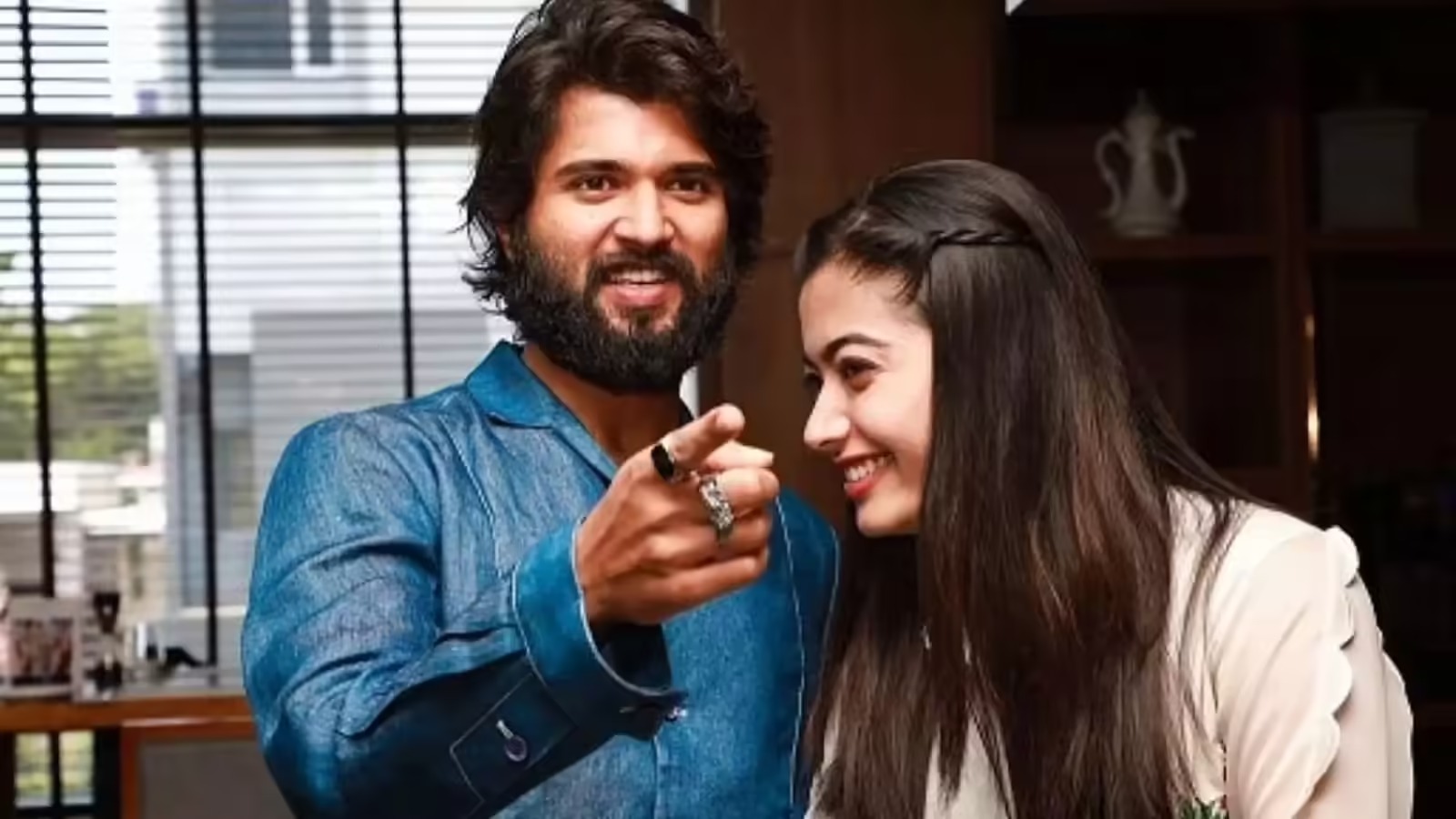 વિજય અને રશ્મિકા લાંબા સમયથી એકબીજાને ડેટ કરી રહ્યા છે.