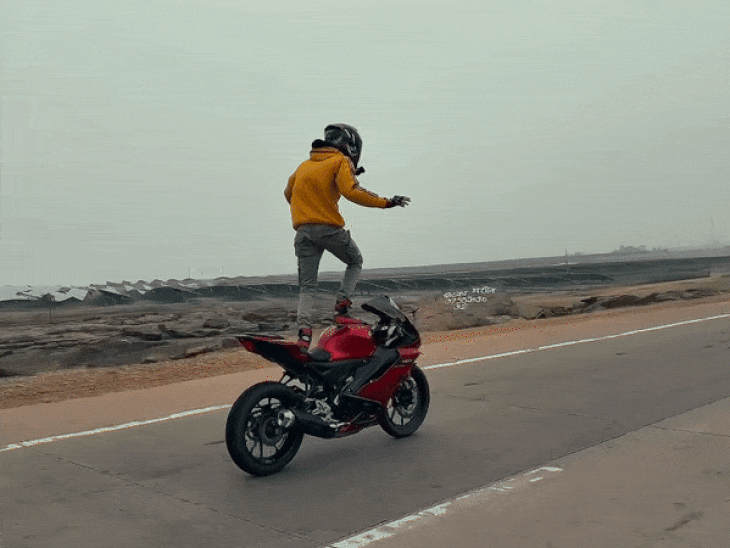 युवक Sachin_Rider.124 वाले यूजर अकाउंट से पोस्ट करता है वीडियो।