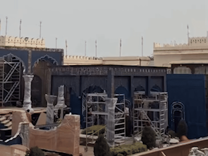 વિજય-રશ્મિકાના વેડિંગ વેન્યુનો કથિત વીડિયો સોશિયલ મીડિયા પર વાયરલ થઈ રહ્યો છે.