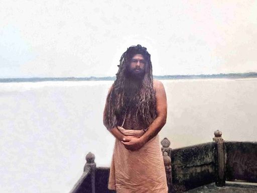 काशी में प्रवास के दिनों में प्रेमानंद महाराज। संन्यासी जीवन की दिनचर्या में प्रेमानंद महाराज ने कई दिन बिना कुछ खाए बिताए।