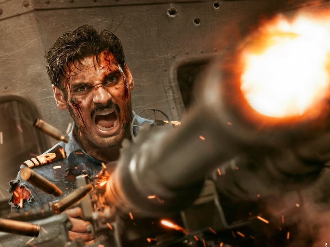 ‘બોર્ડર 2’ માં અહાન શેટ્ટીએ લેફ્ટનન્ટ કમાન્ડર એમએસ રાવતની ભૂમિકા ભજવી છે.