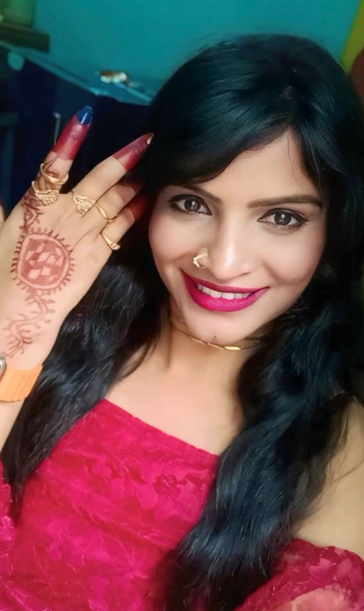 अंजली गृहिणी थी और इंस्टाग्राम पर रील बनाती थी।