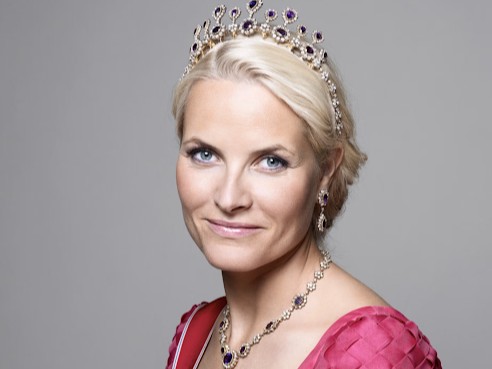 नॉर्वे की राजकुमारी का एपस्टीन फाइल्स में 1000 बार नाम:  यौन अपराधी भेजता था फ्लर्टी मैसेज, लिखा था- मैं पत्नी की तलाश में हूं