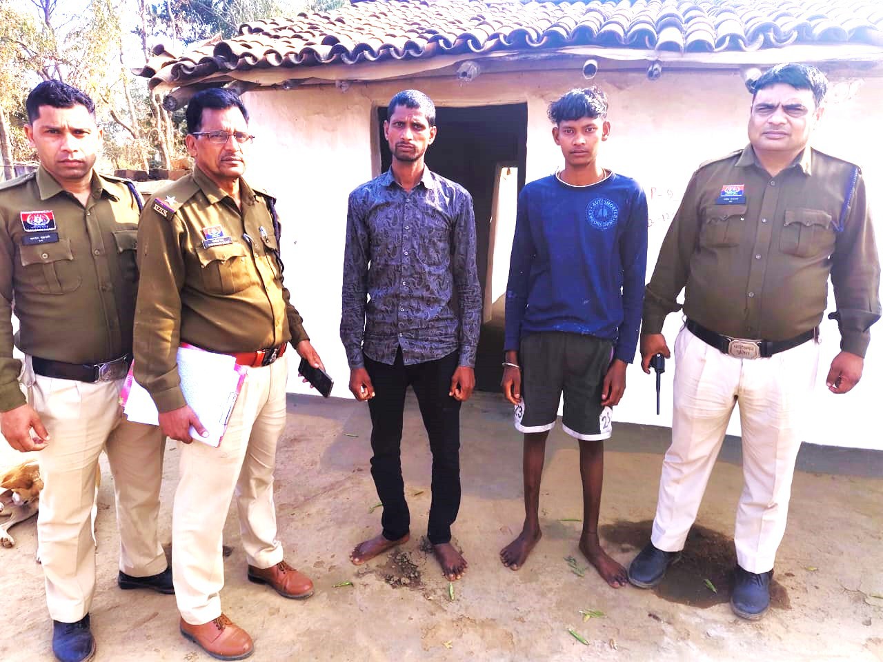 पुलिस ने आरोपी दोनों भाई को गिरफ्तार कर लिया है।