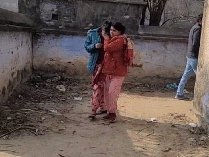 हादसे के बाद परिजनों का रो-रोकर बुरा हाल हो गया।