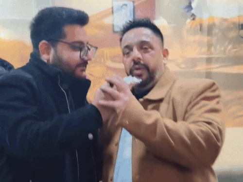 27 जनवरी को आप नेता लक्की ने बर्थडे सेलिब्रेट किया था।