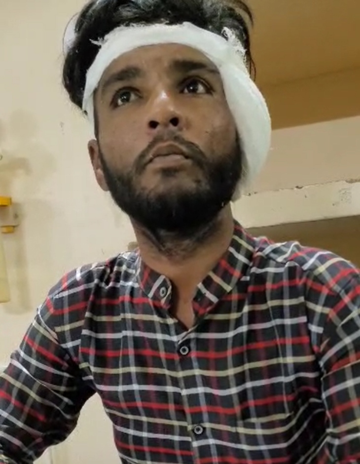 चाकू से हमले में घायल इनायत