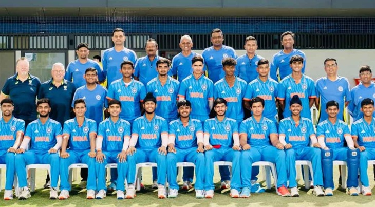 अंडर-19 वर्ल्ड कप के लिए चुनी गई भारतीय टीम। यह वर्ल्ड कप जिमबाब्वे में हो रहा है, जिसका फाइनल आज भारत और इंग्लैंड के बीच खेला जा रहा है।