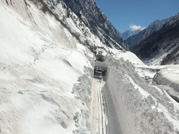 शीतकाल में सुरक्षा एजेंसियों के जवान और बीआरओ के कर्मचारी ही सड़क के रखरखाव के लिए यहां मौजूद रहते हैं।