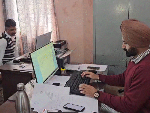 पुलिस ने आरोपी की के कारनामों का पूरा रिकॉर्ड तैयार कर लिया है।