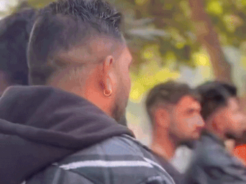 लक्की खासला कॉलेज का प्रधान लगाते वक्त जुलूस निकालते हुए। - फाइल फोटो