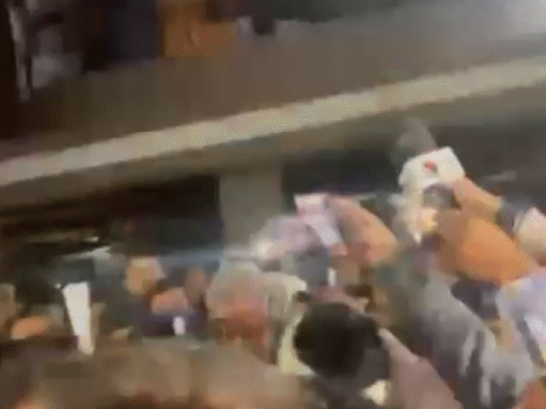 6 फरवरी की आधी रात को पटना पुलिस ने पप्पू यादव को गिरफ्तार किया। 7 फरवरी को कोर्ट ने उन्हें 2 दिन की न्यायिक हिरासत में भेज दिया।