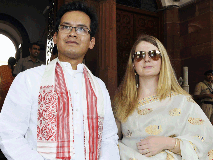 काँग्रेस खासदार गौरव गोगोई आणि त्यांची पत्नी एलिझाबेथ.