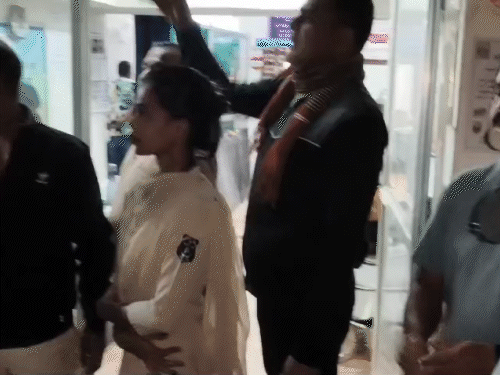 स्थिति बिगड़ते देख मौके पर पहुंची कोतवाली पुलिस ने स्थिति को संभाला।