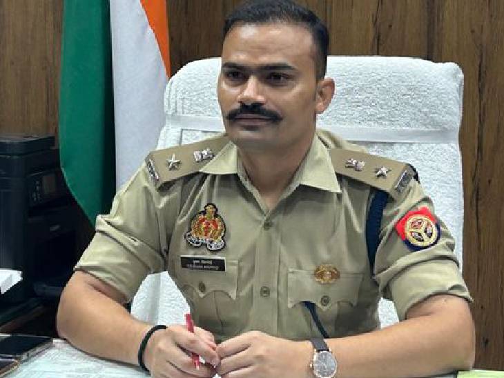 ये संभल के एसपी कृष्ण कुमार हैं। जनवरी 2025 में इन्होंने मकान खरीदा था। उसकी कीमत अब करीब 4 करोड़ रुपए है।