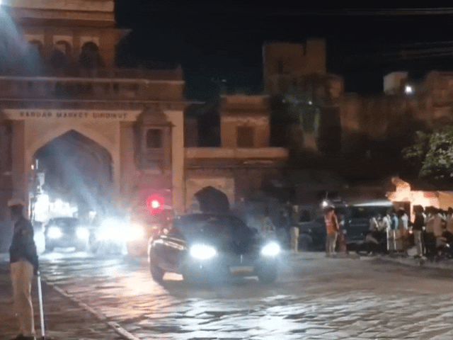 राजकुमारी के दौरे को लेकर घंटाघर बाजार भी व्यवस्थित करवाया गया।