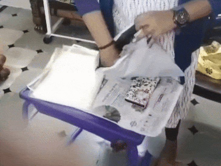 काम की तलाश में रहने वाली महिलाओं काे टारगेट किया जाता है।